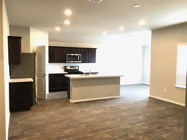 Building Photo - 21422 Chester Cliff Ln