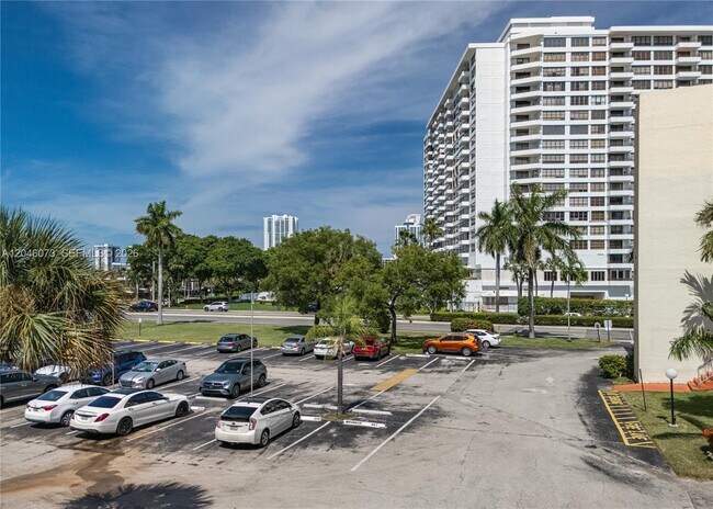 Building Photo - 701 Three Islands Boulevard
