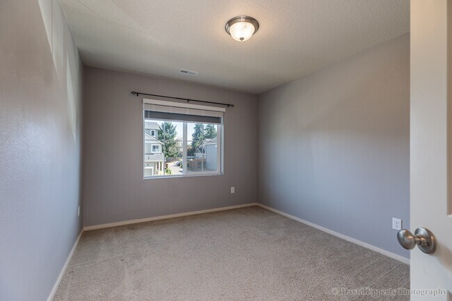 Building Photo - 33312 SW Havlik Dr