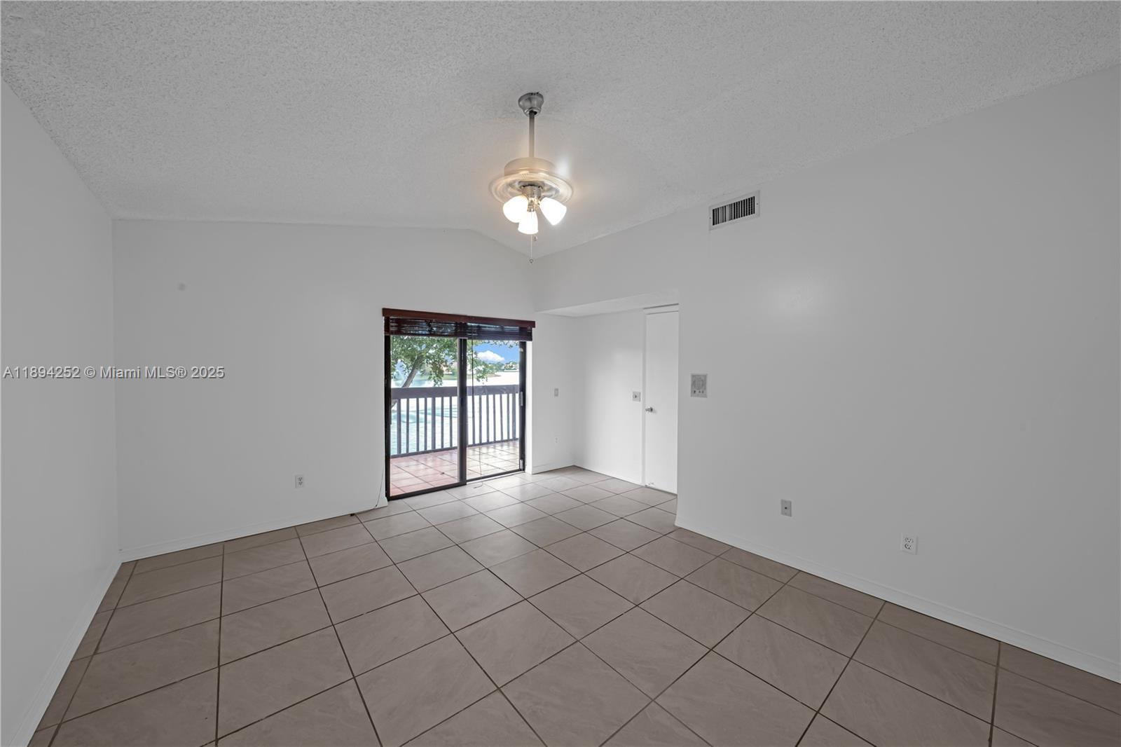 Building Photo - 15070 SW 49th Ln