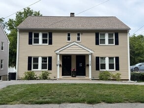 Building Photo - 113 Brooks St