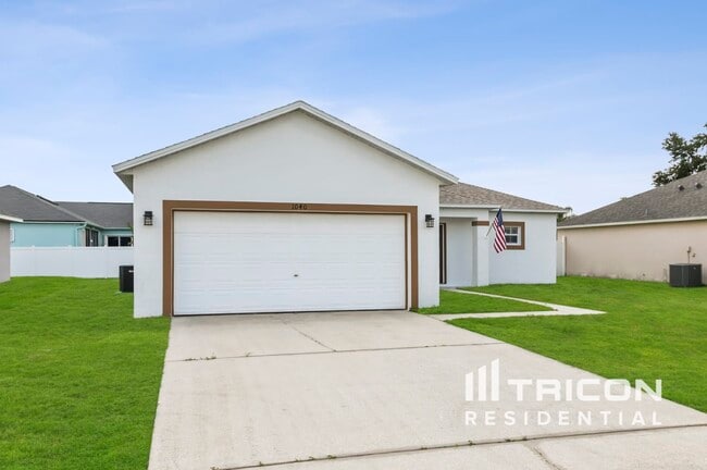 Building Photo - 1040 Dudley Dr