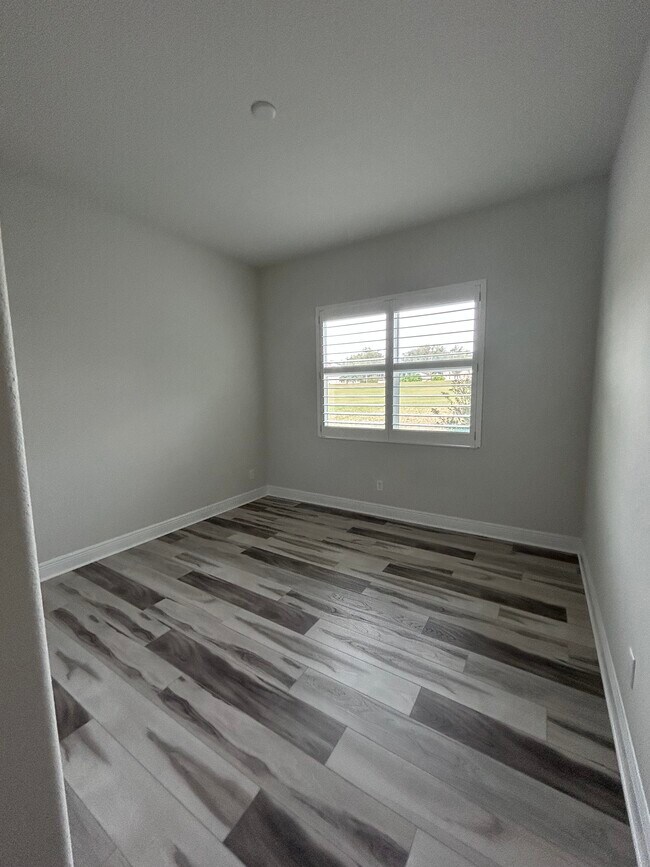 Building Photo - 203 W Mickey Mantle Path