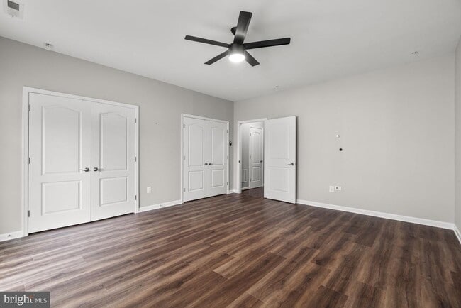 Building Photo - 9442 Adelaide Ln