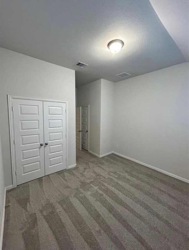 Building Photo - 12218 English Mist Dr