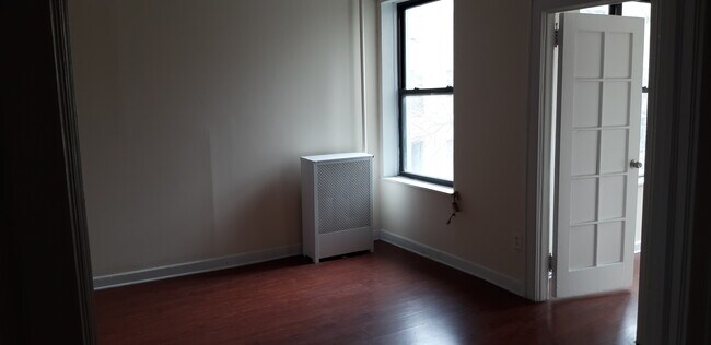 Building Photo - 24-15 28th St