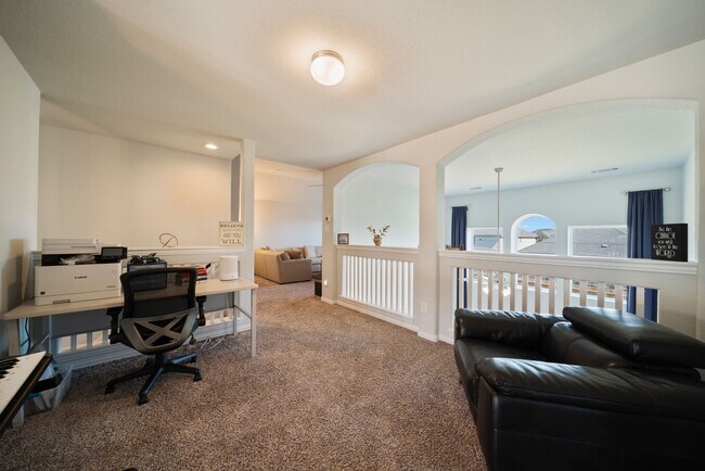 Building Photo - 1707 Benbrook Hollow Ln