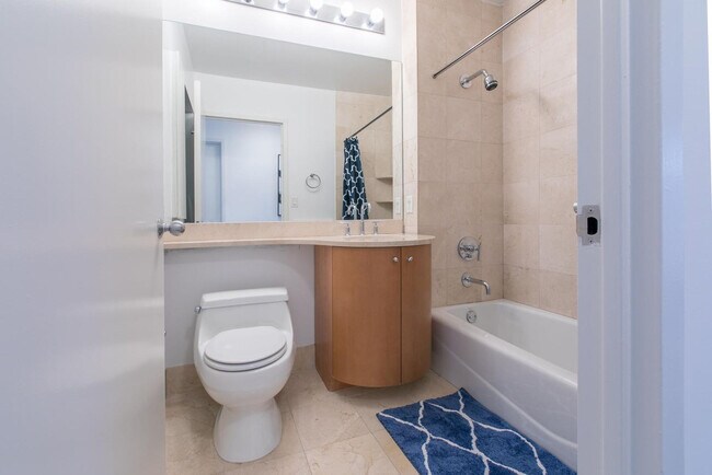 Building Photo - 45 E 33rd St