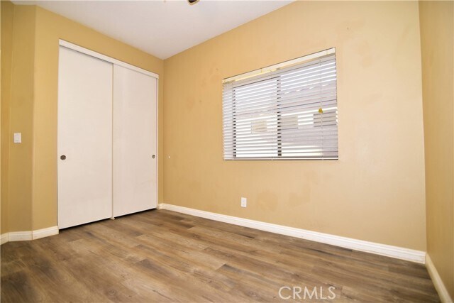 Building Photo - 2090 Villa Del Lago Dr