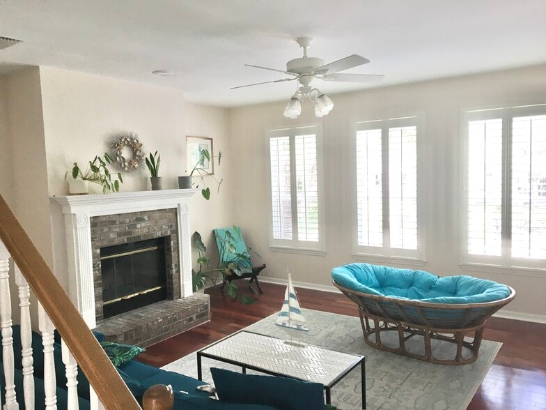 Building Photo - 11647 NW 18th Pl