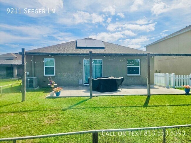 Building Photo - 9211 Seeger Ln