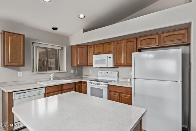 Building Photo - 17408 N Cassi Dr