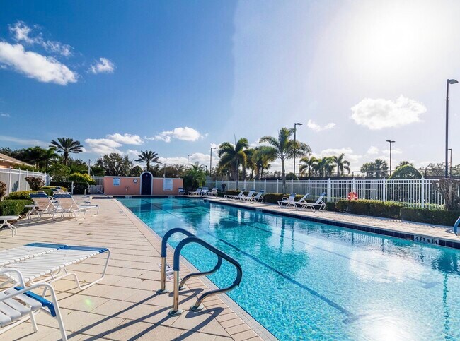 Building Photo - 11355 SW Rockingham Dr