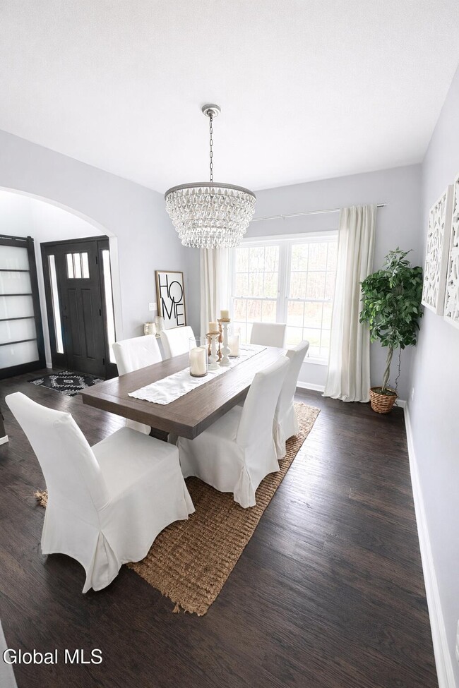 Building Photo - 40 Haywood Ln