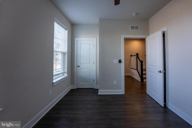 Building Photo - 1622 Sandpiper Bay Lp