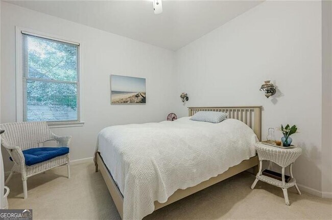 Building Photo - 322 Pebble Trail