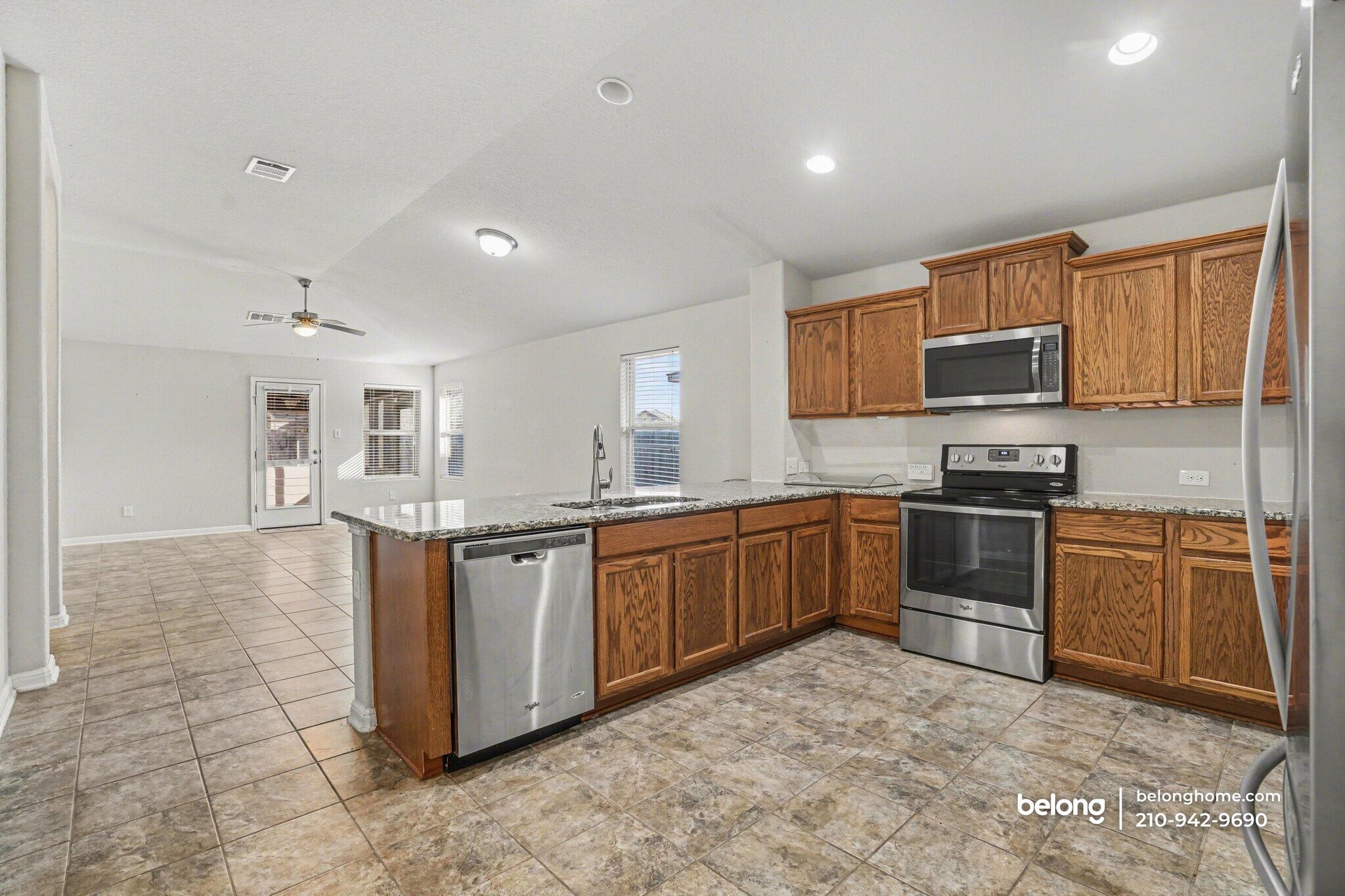 Building Photo - 11311 Silver Rose