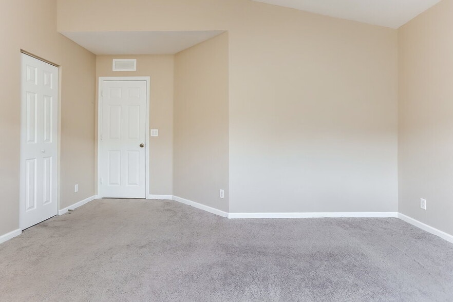 Building Photo - 6168 Whalton St