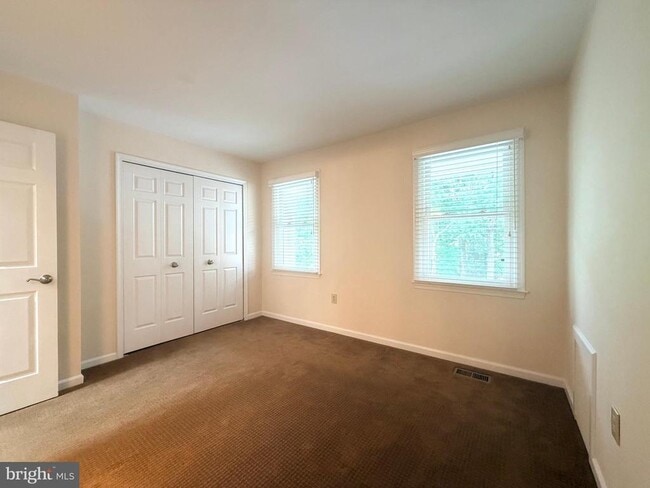 Building Photo - 7418 Crestberry Ln