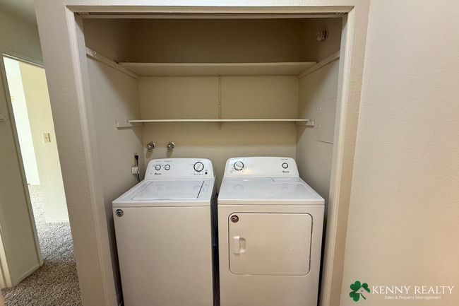 Building Photo - Spacious 3 Bedroom Home Near Parks & Schools in Foster City