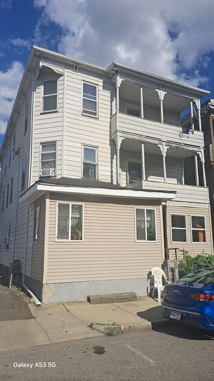 Building Photo - 4 Plum St