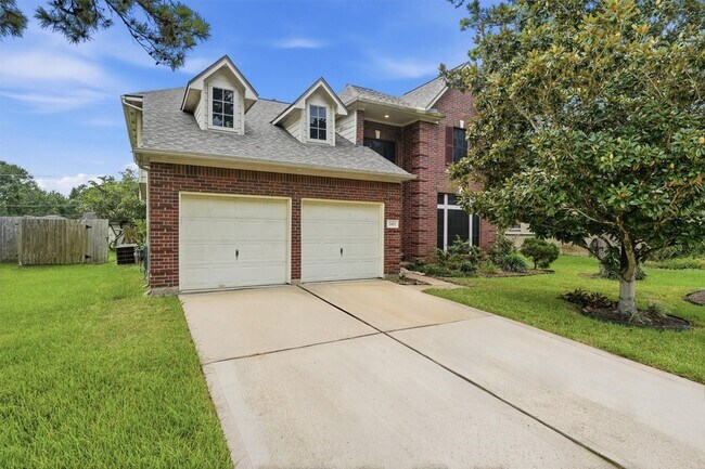 Building Photo - 2413 Piney Woods Dr