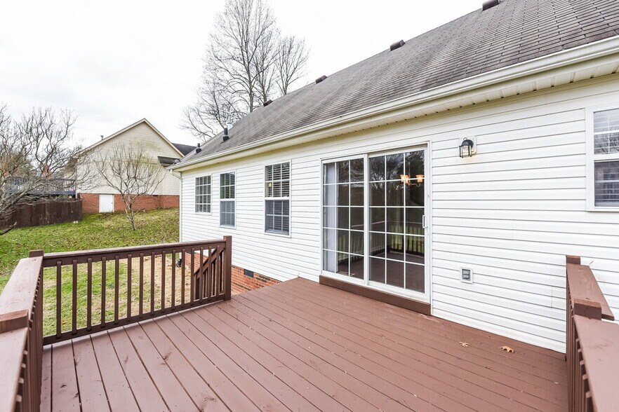 Building Photo - 2838 Candlewicke Dr