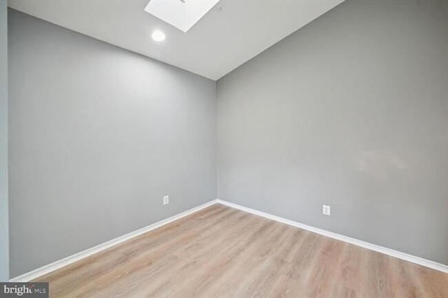 Building Photo - 18500 Boysenberry Dr