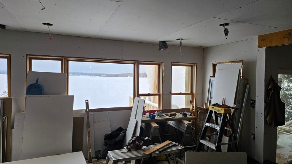 Building Photo - 5 Firehouse Ln