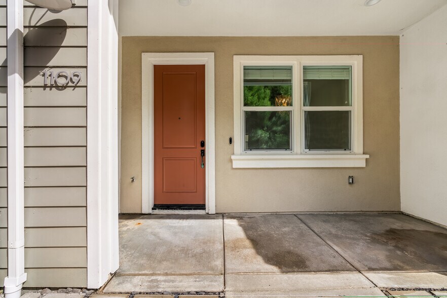 Building Photo - 1109 Makena Way