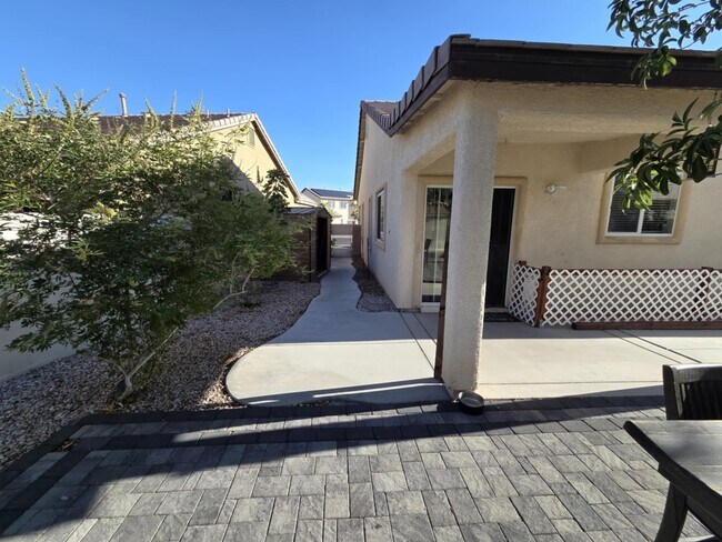 Building Photo - 3760 Candytuft Ridge Ave