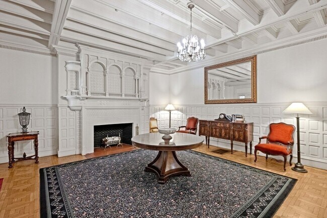 Building Photo - 261 Commonwealth Ave