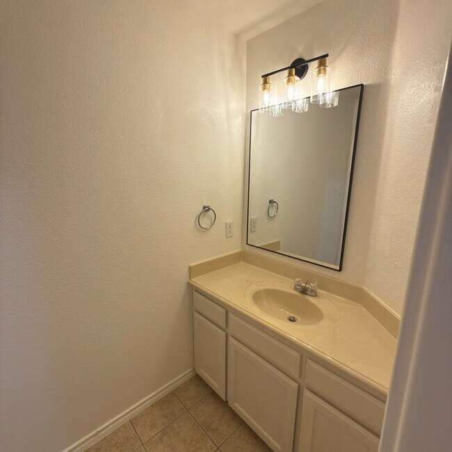 Building Photo - 4761 Avocet Dr