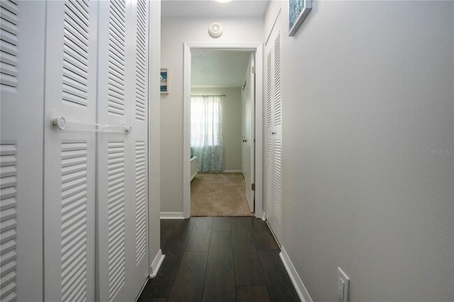 Building Photo - 2429 Lancaster Dr