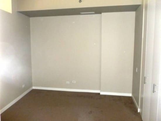 Closet - 950 W Erie St