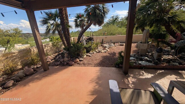 Building Photo - 5085 N Camino Del Lazo