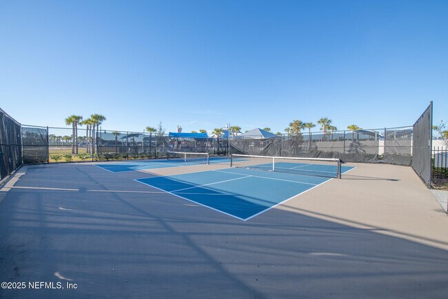 Building Photo - 259 Brandon Lks Dr