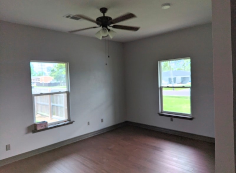 Building Photo - 723 S 33rd St