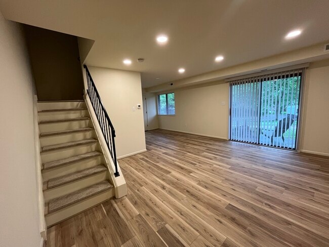 Primary Photo - 515 Welsh Rd