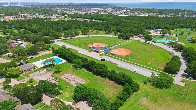 Building Photo - 1508 S 8th St