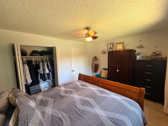 Building Photo - Comfortable Living in the Heart of Broomfield