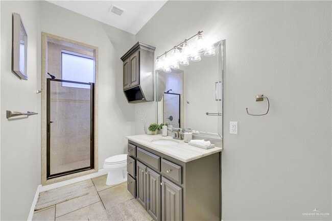 Building Photo - 24 3rd N Ln