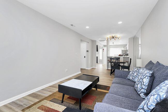Building Photo - 5953 Prescott Ct