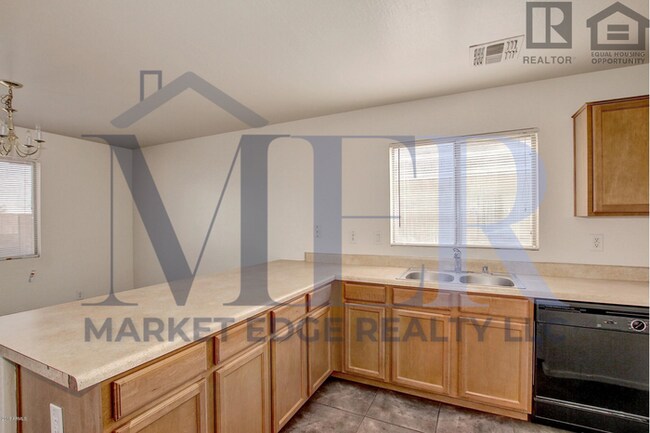 Building Photo - 5Bed/3Bath House in the City of Maricopa! $1795 MOVE-IN SPECIAL! Move-In Ready on 02/12/2026!