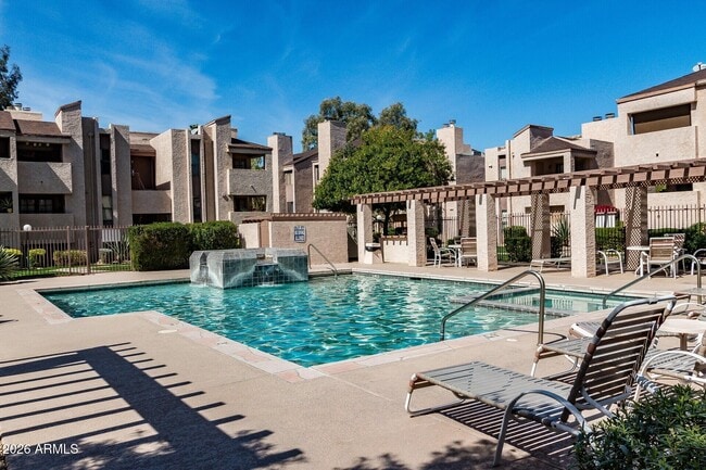 Building Photo - 7510 E Thomas Rd