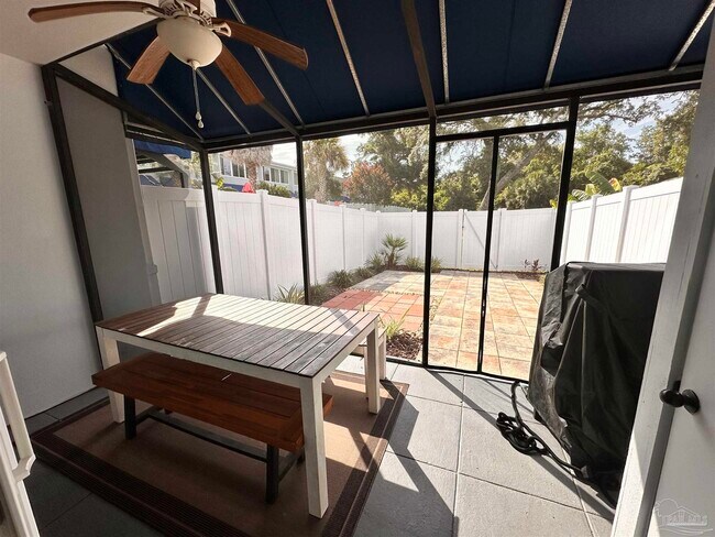Building Photo - 201 Pensacola Beach Rd
