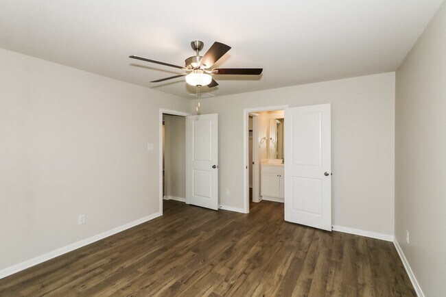 Building Photo - 7535 Tipton Meadow Way