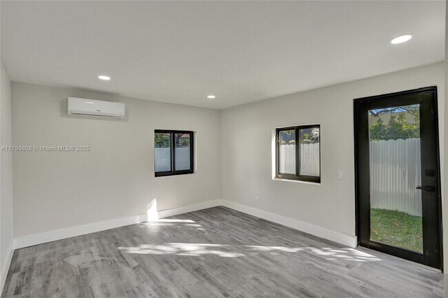 Building Photo - 7943 NW 6th Ave