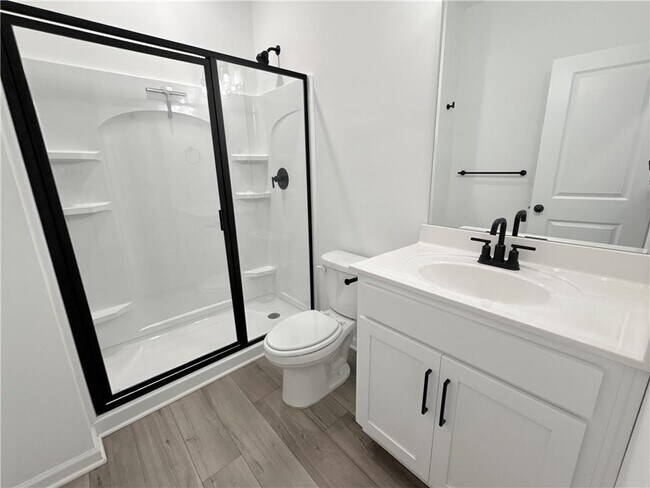Building Photo - 207 Foxhill Dr