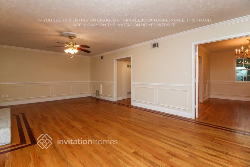 Building Photo - 612 Brighton Dr NW